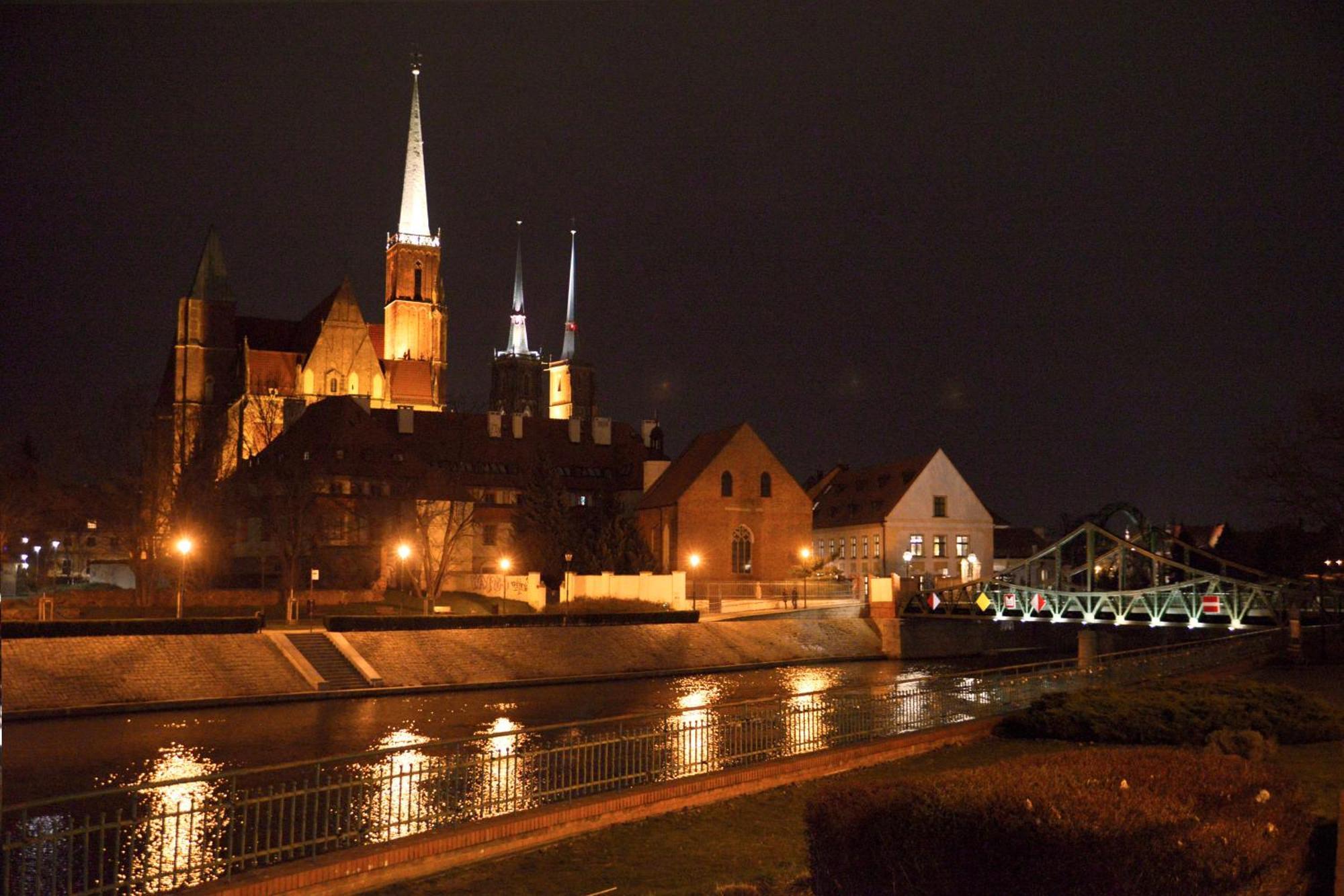 Rooms In Historic Heart Of Wrocław Exteriör bild
